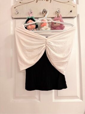 Women’s Two-Tone Off Shoulder Top— White & Black